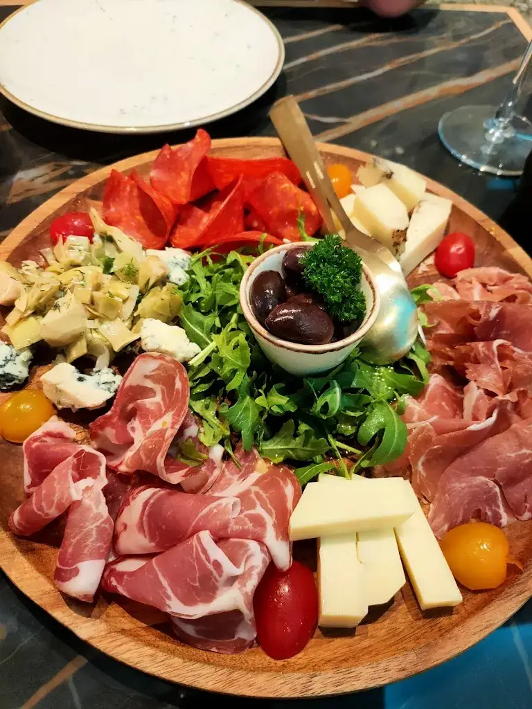 Menu_Mercato9 ~ Cucina Italiana_Terneuzen_image_9