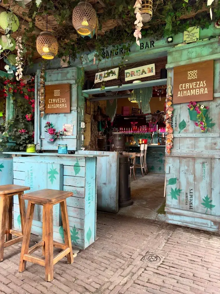 Tapas & Sangria - Bar | Restaurant Capaco restaurant in Terneuzen