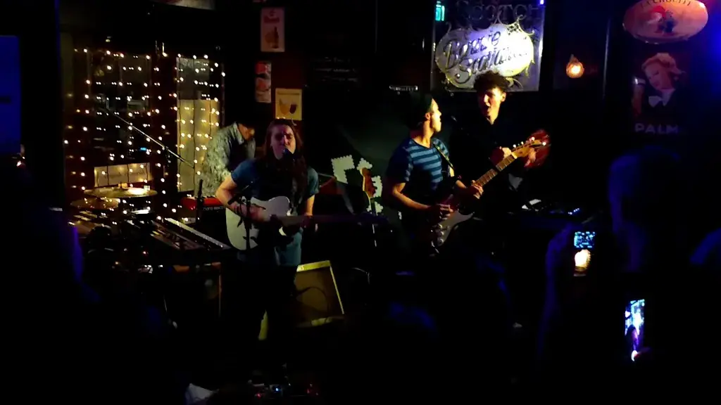 Zusjes de Boer_Assen_slider_image_2