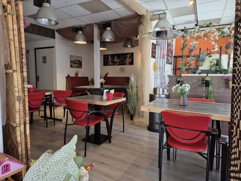 Gewoon good vibes restaurant in Terneuzen