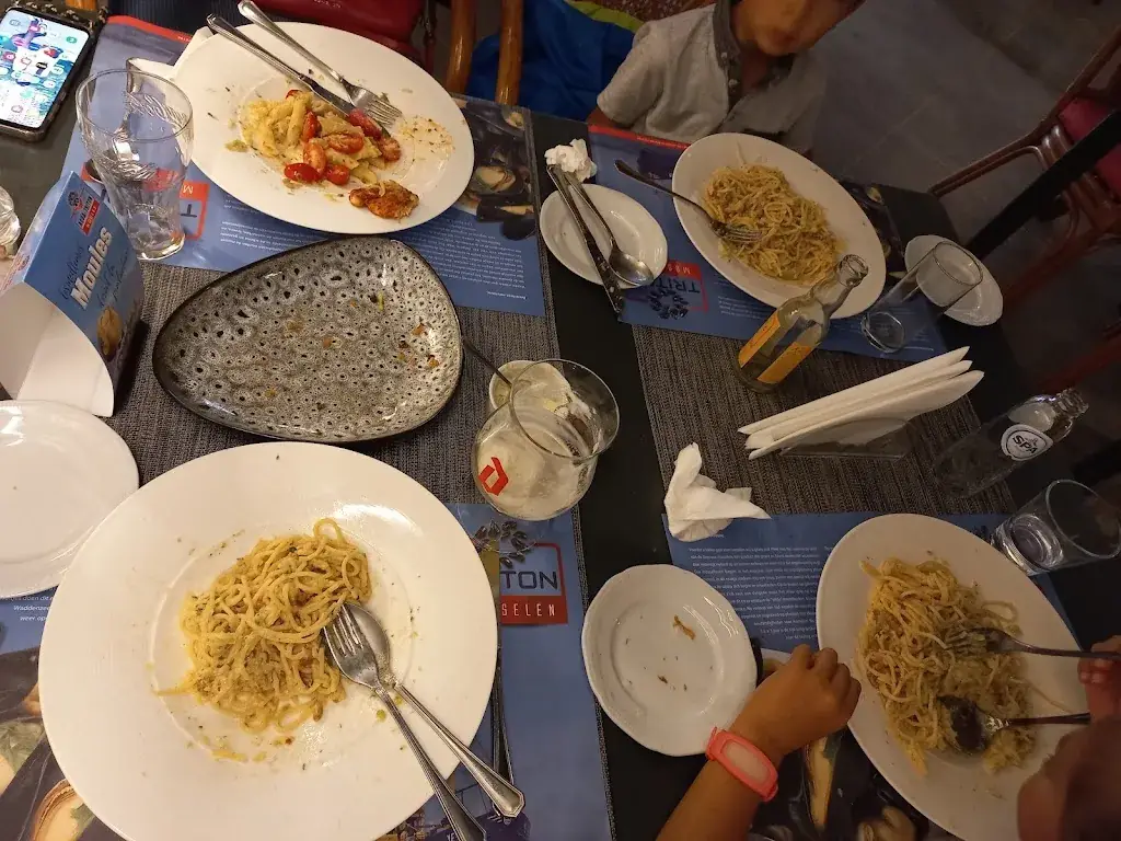 Didi Delante_Hotel, Restaurant 'D'Ouwe Kercke'_Terneuzen_review