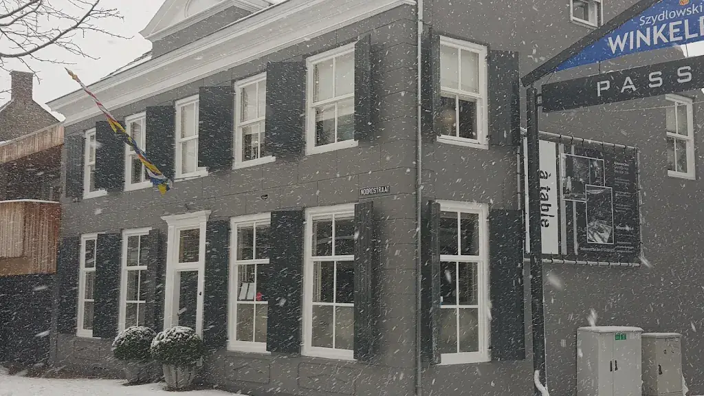 À Table_Axel_slider_image_2