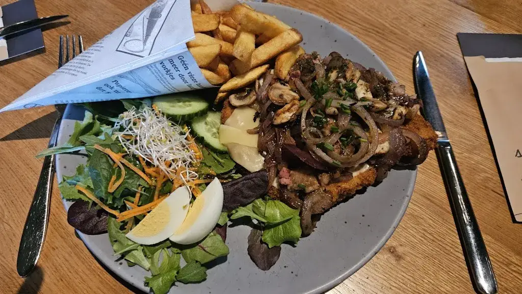 Johan B_Family Axel Eethuis-Cafetaria_Axel_review