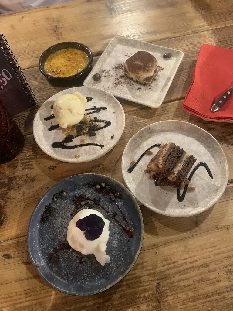 Menu_Davila's Kitchen & Bar_Renesse_image_8