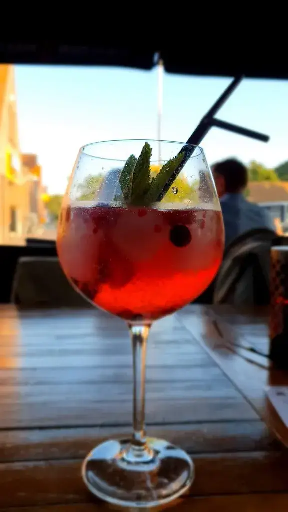 Menu_Davila's Kitchen & Bar_Renesse_image_9