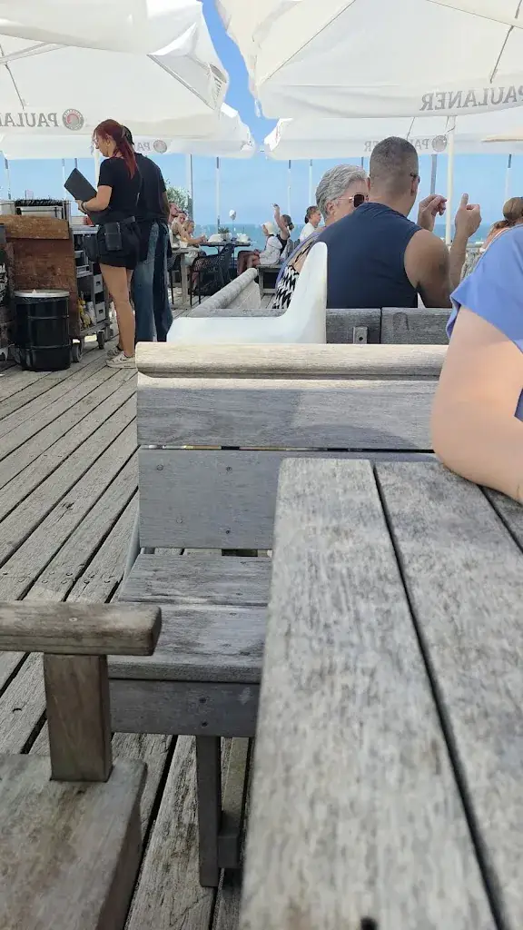 shenay ASNV_Strandrestaurant our Seaside_Renesse_review