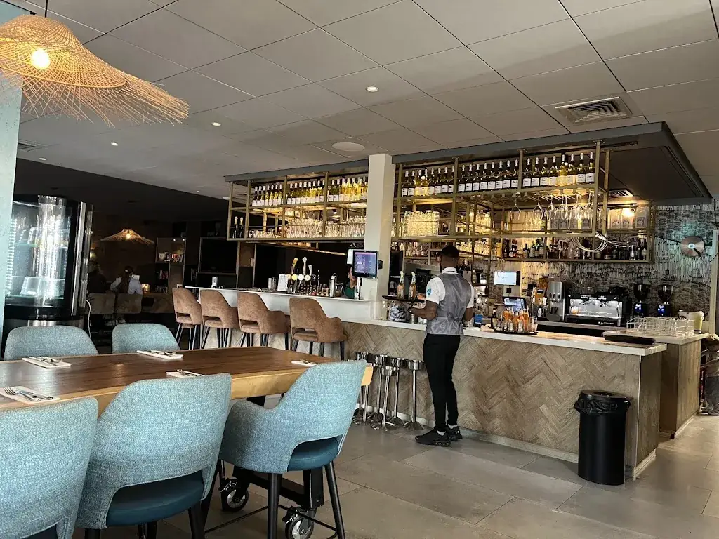 Eb & Vloed food|drinks|lounge_Renesse_slider_image_3