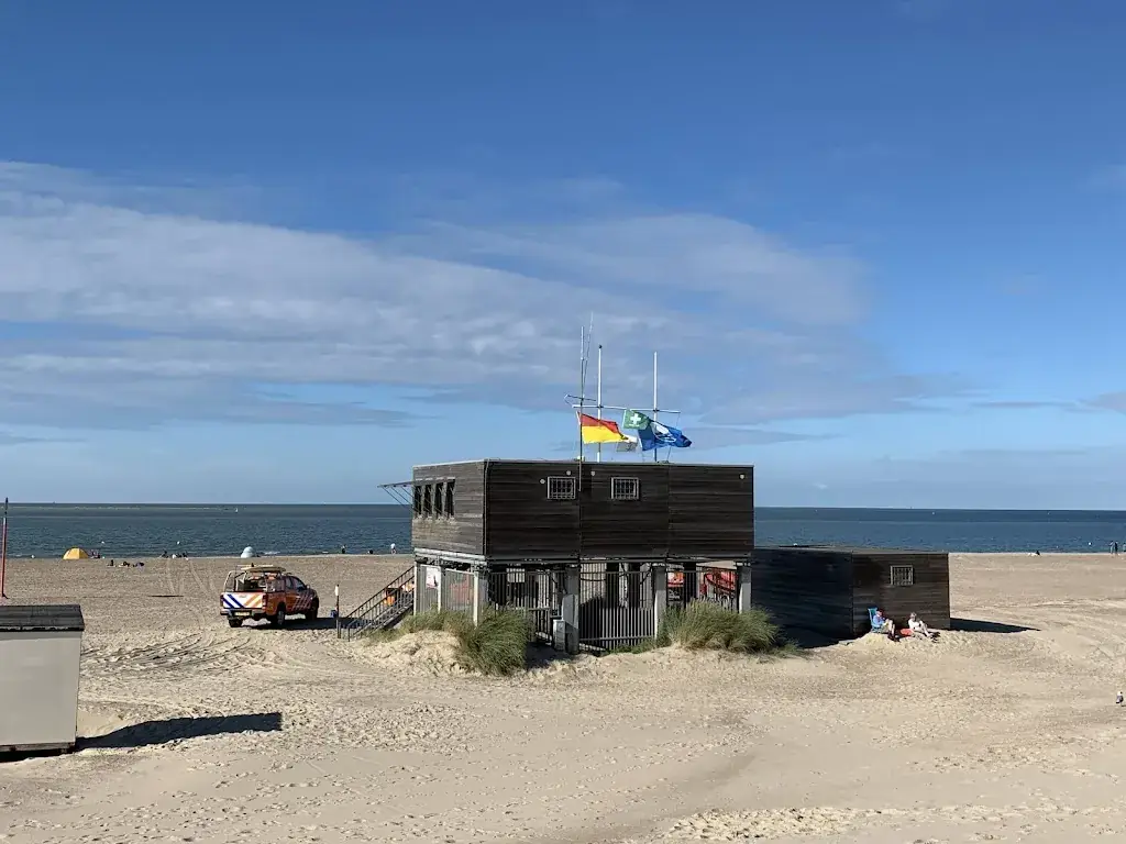 Strandpaviljoen de Schorpioen_Renesse_slider_image_3