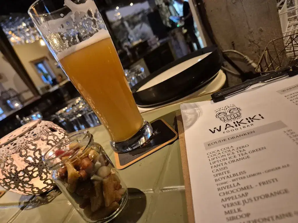 Menu_Waikiki Foodbar_Renesse_image_1