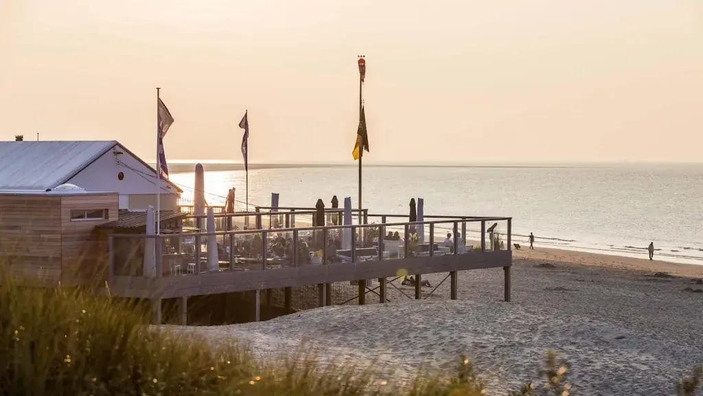 Strandpaviljoen Zuid Zuid West_Renesse_slider_image_1