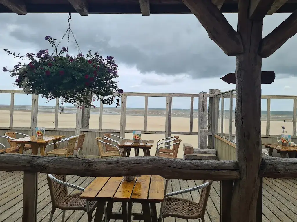 Norbert Röther_Strandpaviljoen de Zwaluw_Renesse_avis