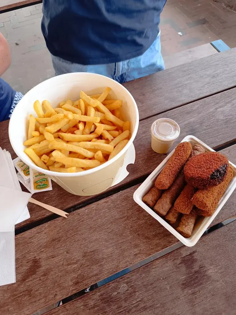 Sascha_foodcourt 42_Renesse_review