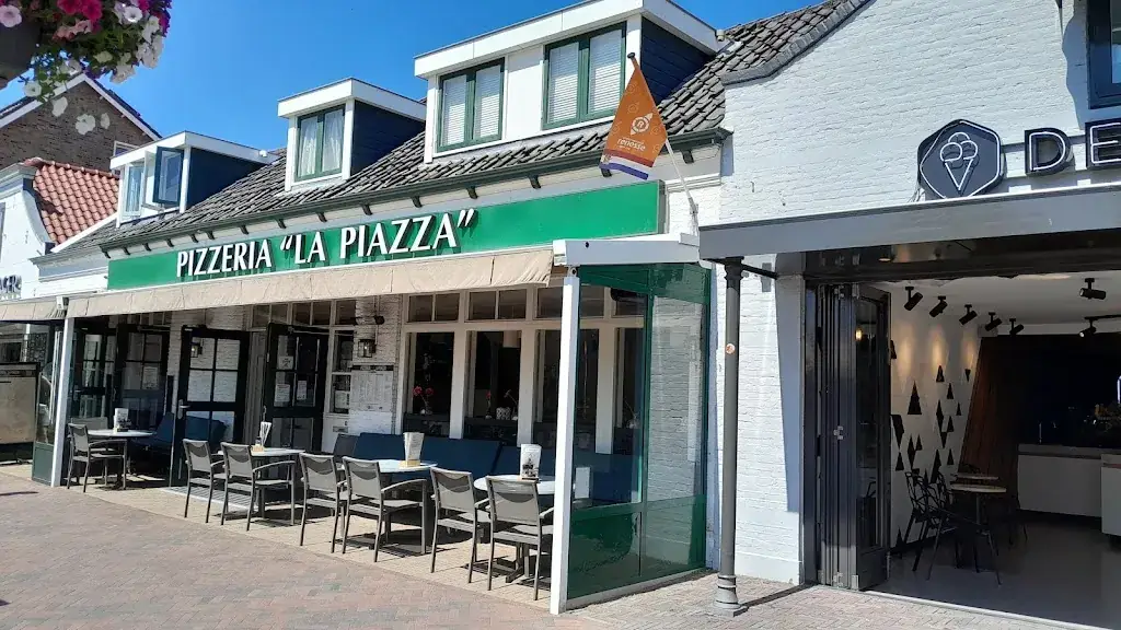 Pizzeria La Piazza_Renesse_slider_image_3