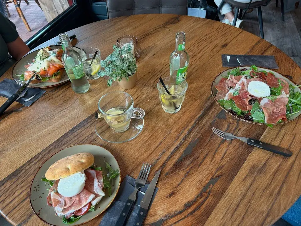 BRINK. bar - restaurant_Assen_slider_image_2