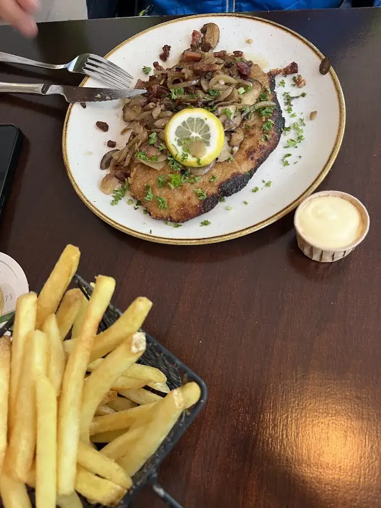 Herr Fernseher_Eetcafé Spoorzicht Koudum_Koudum_review