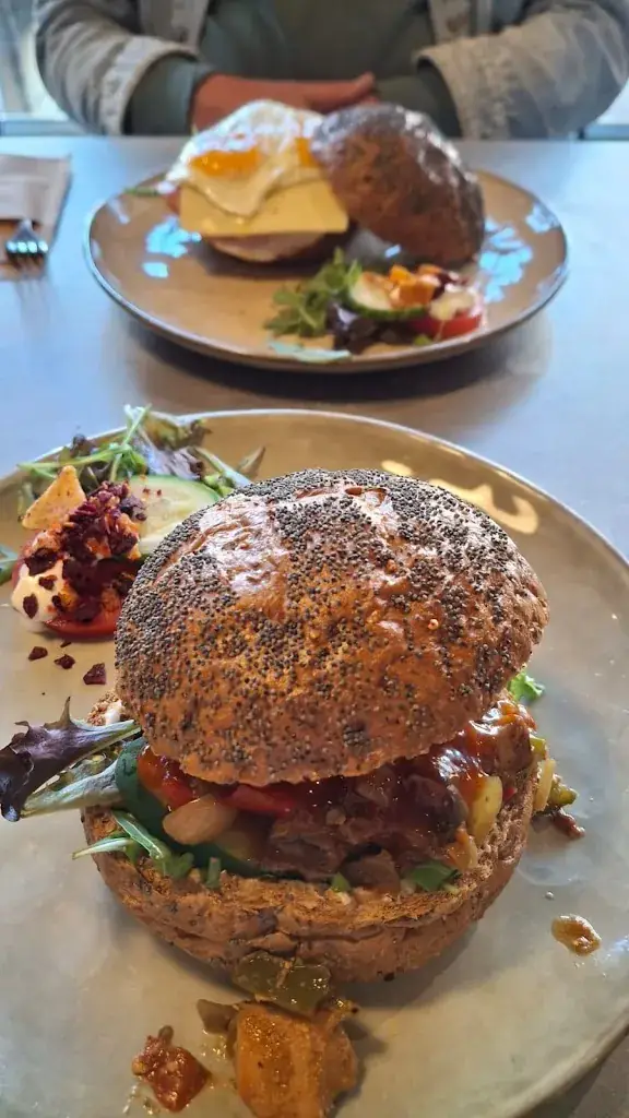 Dirk Rozendaal_'t Kofjehûske_Koudum_review