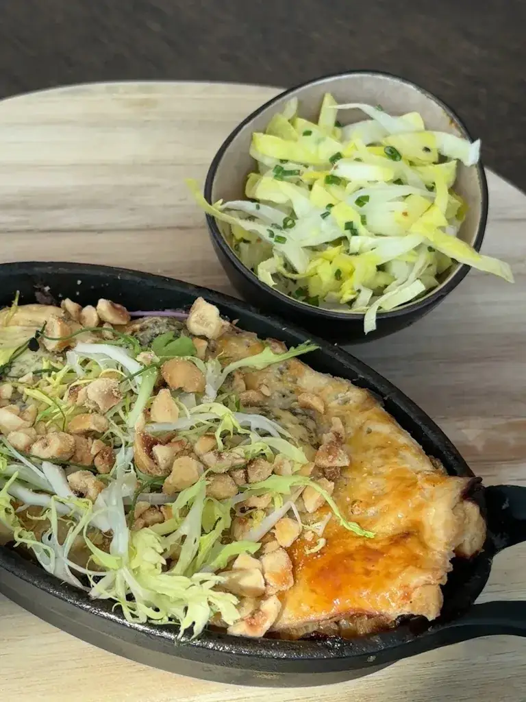 Hong Anh Pham_MY Bathhouse_Holland_review