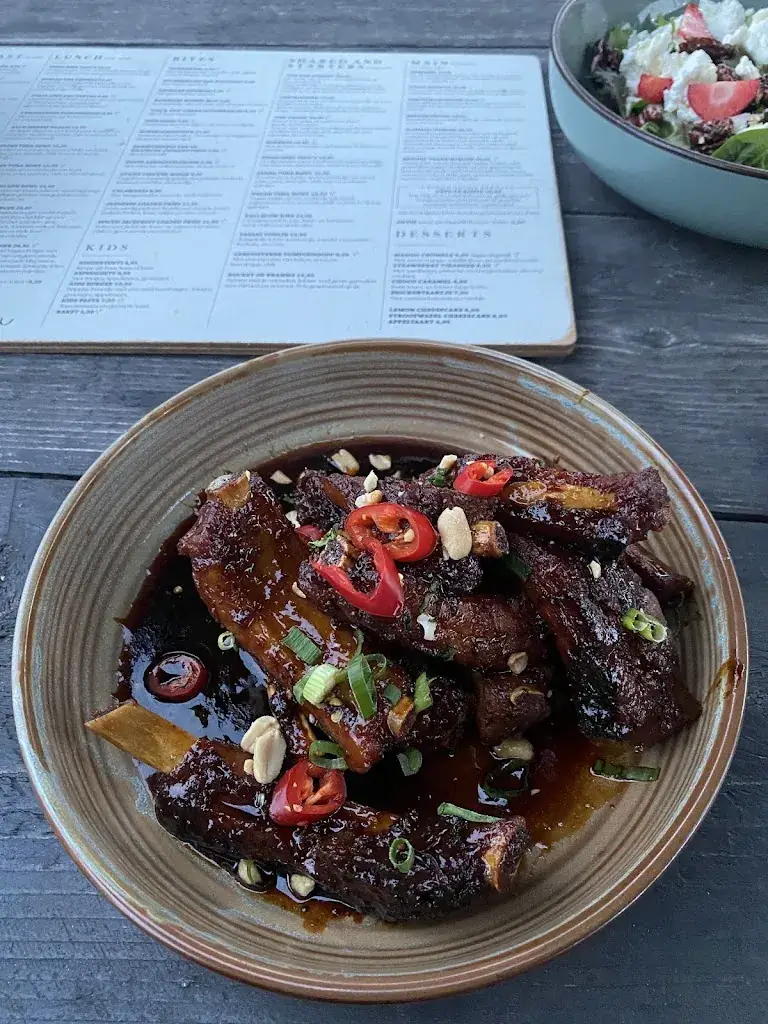 Menu_Uluwatu Beach_Holland_image_9