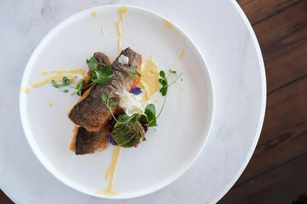 Uluwatu Beach_Holland_slider_image_3