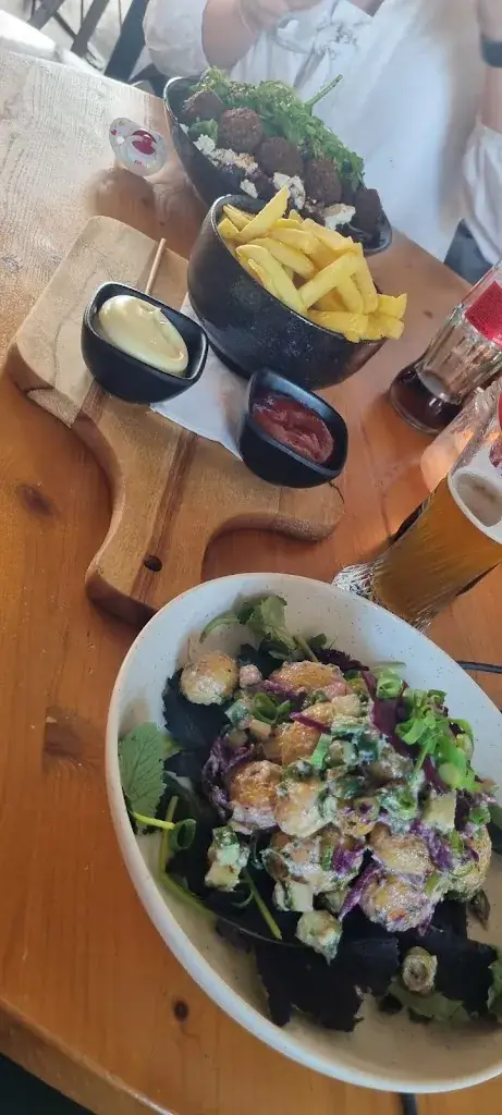 Daniel Krieger_ZEETOREN | restaurant & events_Holland_review