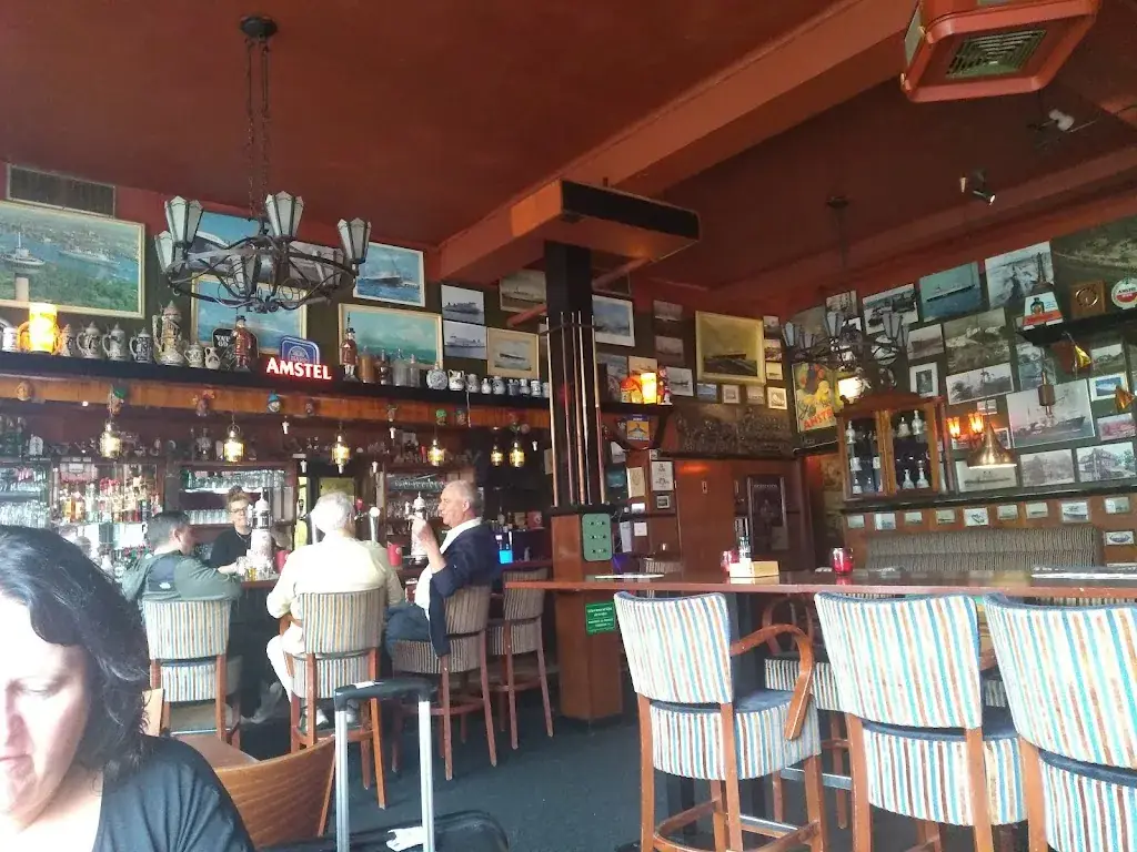 Keith Clifford_Cafe Harwich_Holland_review