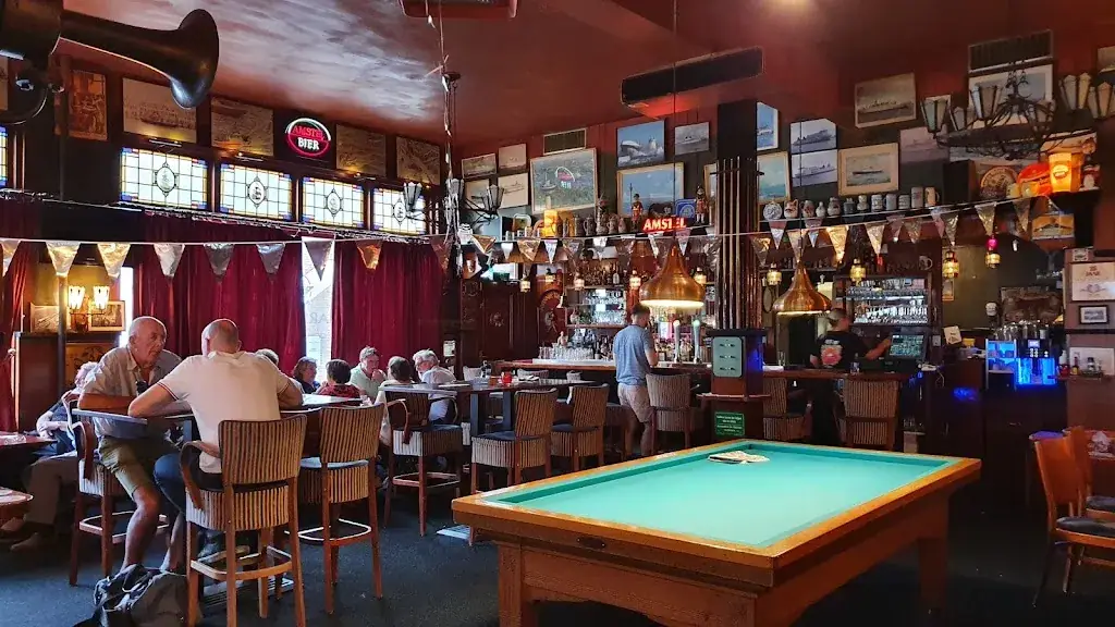 Cafe Harwich_Holland_slider_image_3