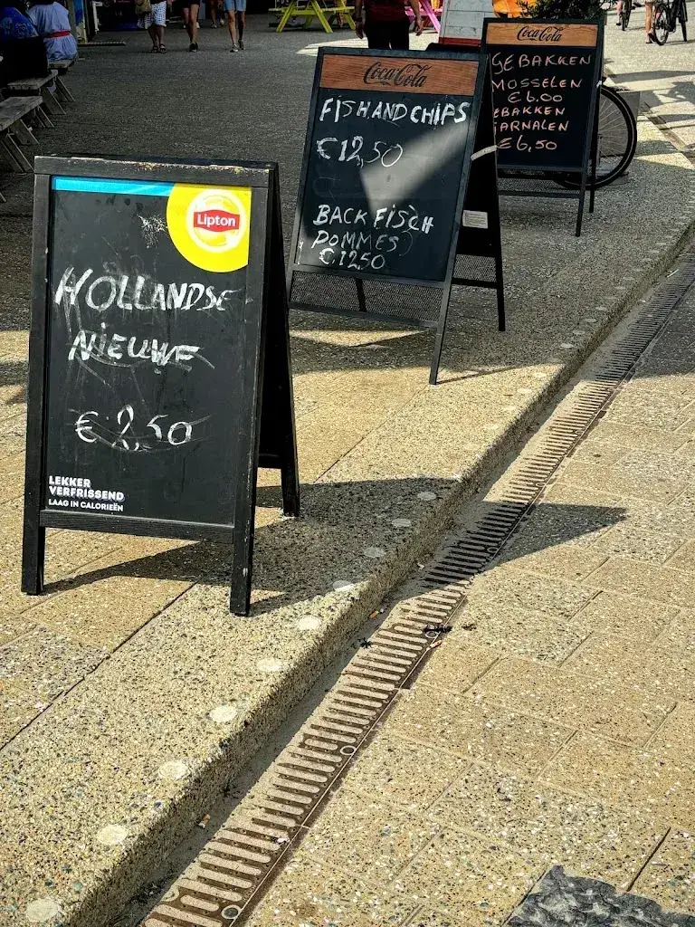 Menu_FISH AND CHIPS by FISH@THEBEACH_Holland_image_3