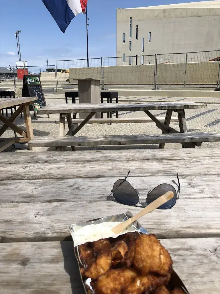 FISH AND CHIPS by FISH@THEBEACH_Holland_slider_image_2