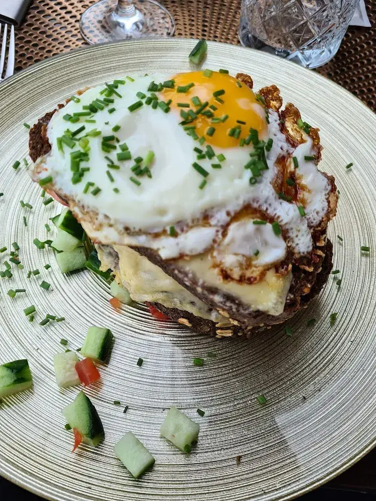 Mark Burgess_Unicum Waterweg_Holland_review