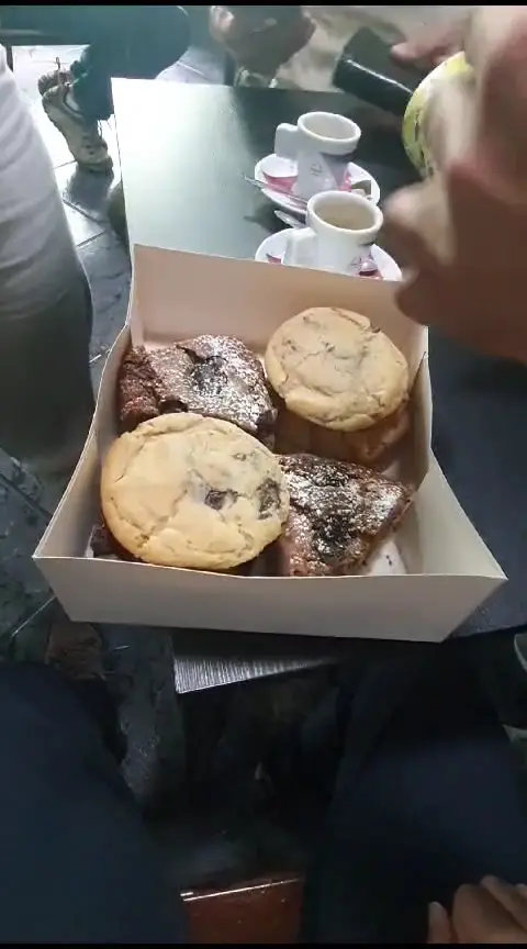 Da Silva Pastelaria_Fenais da Luz_slider_image_2