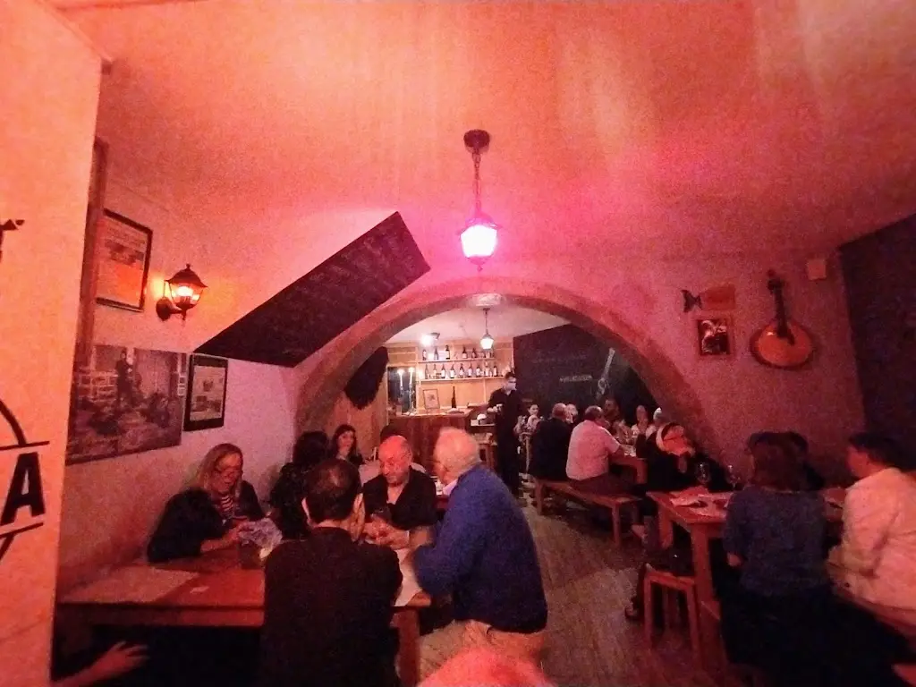 Michael Sandula_Taberna Dona Viola_Feteira_recensione