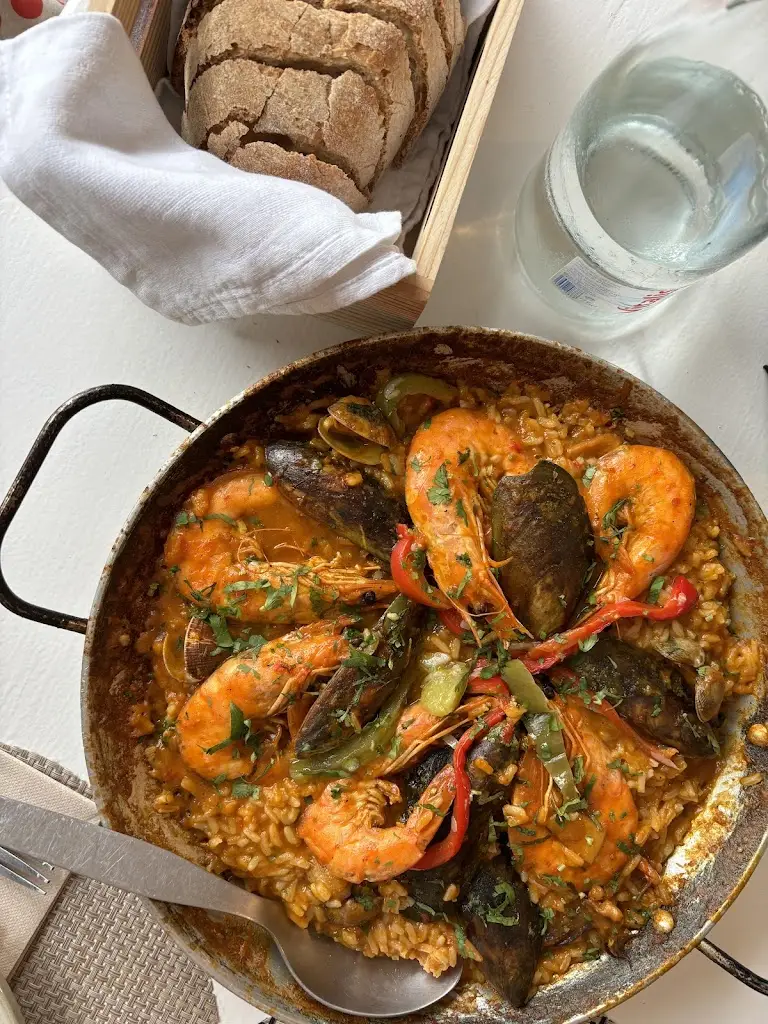 Katharina Wocelka_DONG JING SUSHI_Zambujeira do Mar_reseña