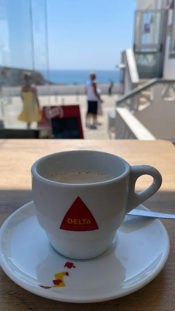 Dominik Holemar_Rita_Zambujeira do Mar_recensione