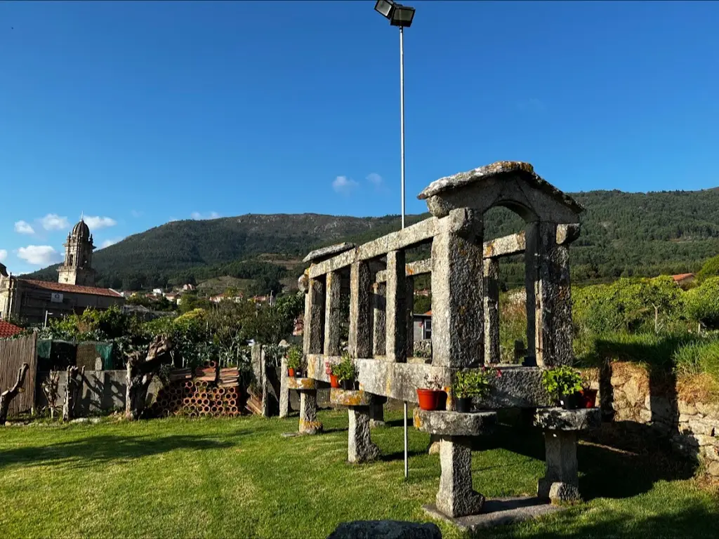 Keli NOLAN-LYONS_Pizzaria casino da ursa_Zambujeira do Mar_reseña