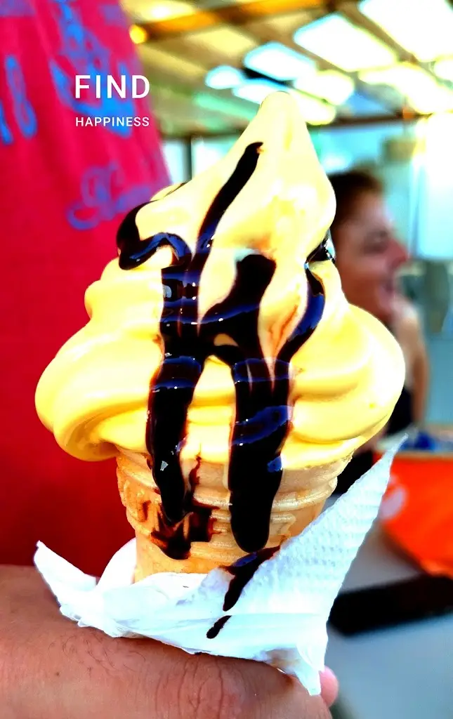 antónio lúcio_Chagashotdog2 piscinas_Vidigueira_recensione