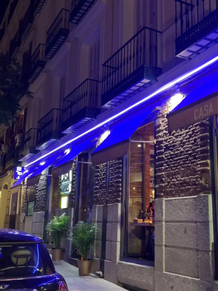 Adéla Faitová_O Avião_Fajã de Baixo_review