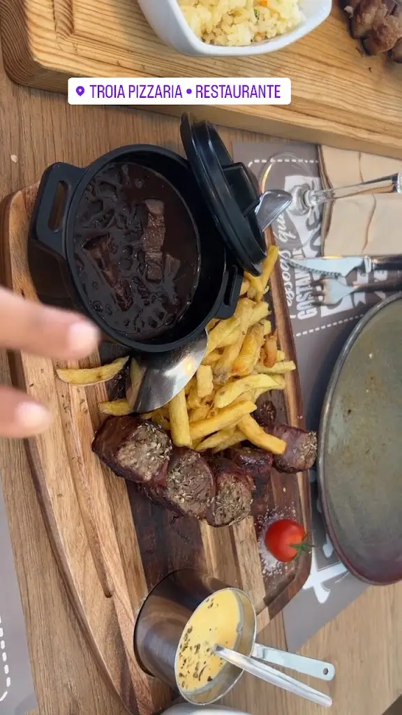 Pizzaria Troia_Amares_slider_image_2