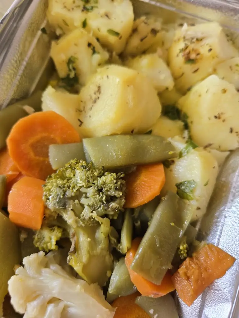 Sharon Olson_Fish 22_Fajã de Baixo_review