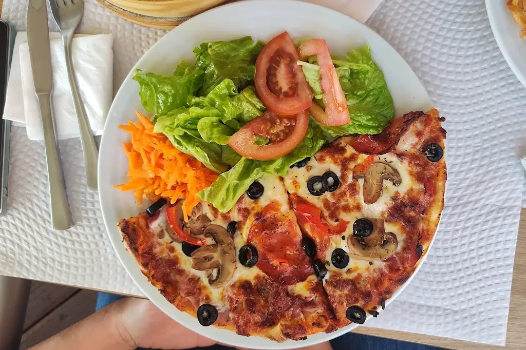 Menu_Helvetica Pizaria_Barqueiros_image_7