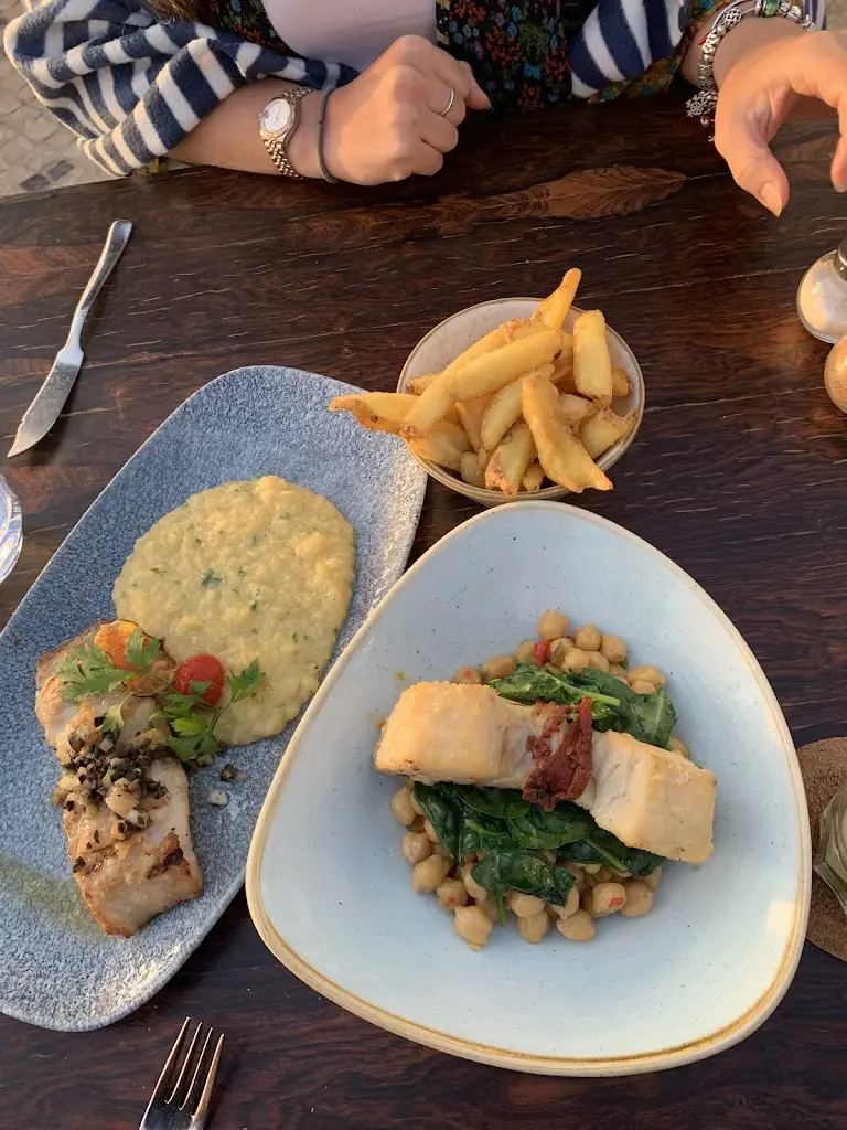 Menu_Restaurante O Marinheiro_Calendário_immagine_6