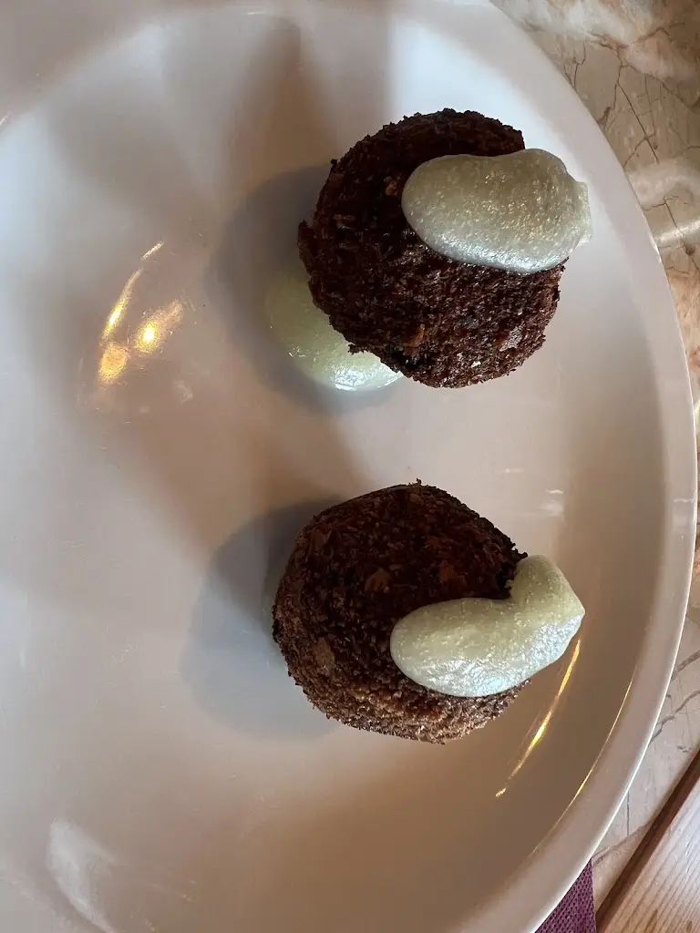 Fonte Tavern_Lajes do Pico_slider_image_3