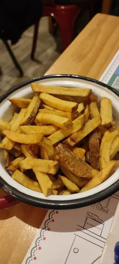 Menu_Bira dos Namorados - Hambúrgueres | Pregos | Poke Bowls_Braga_immagine_8