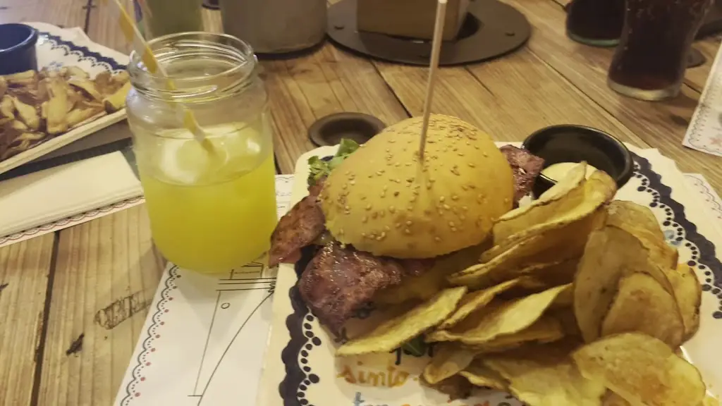 Bira dos Namorados - Hambúrgueres | Pregos | Poke Bowls_Braga_slider_image_2