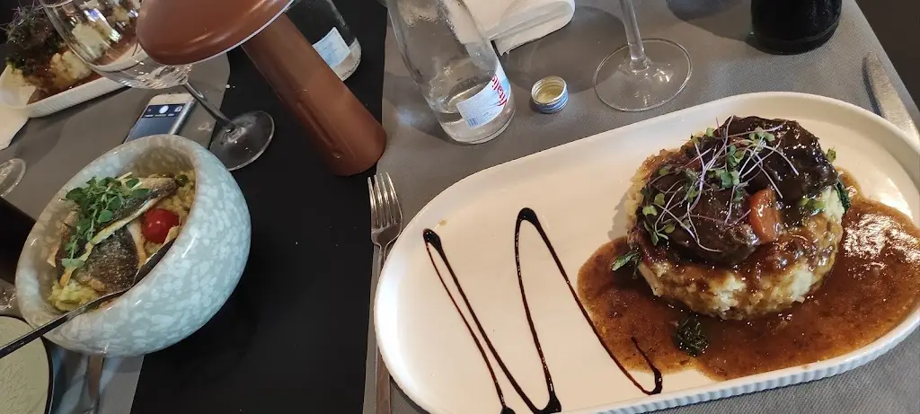 Viktor Sostaric_Restaurante 