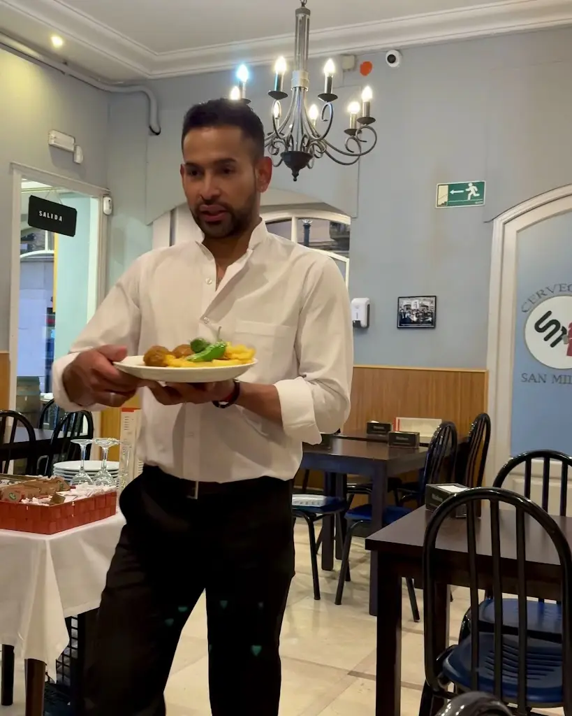 william chitra-straley_Benedito Brunch_Barcelos_review