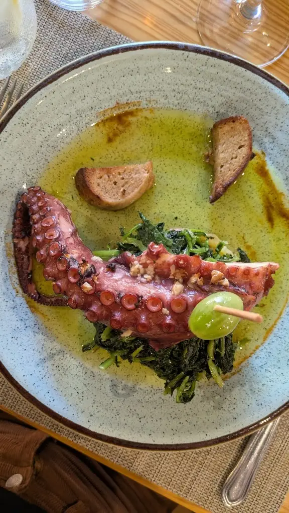 Sharmaine Khoo_Babette Restaurante_Barcelos_review