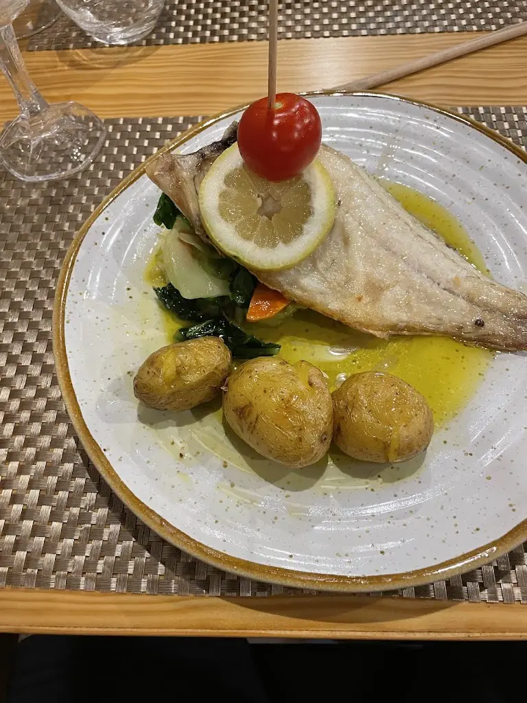 Andreas Michalis Loucas_Babette Restaurante_Barcelos_review