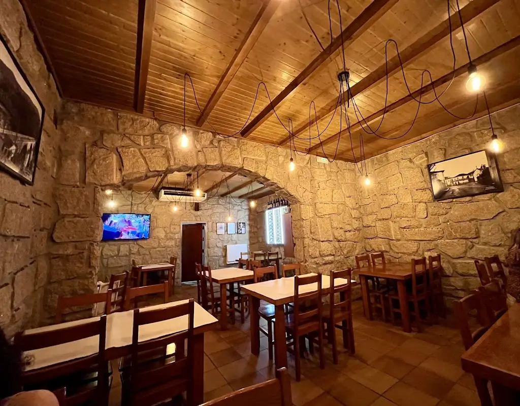 Adega Regional Escondidinho_Celorico de Basto_slider_image_1