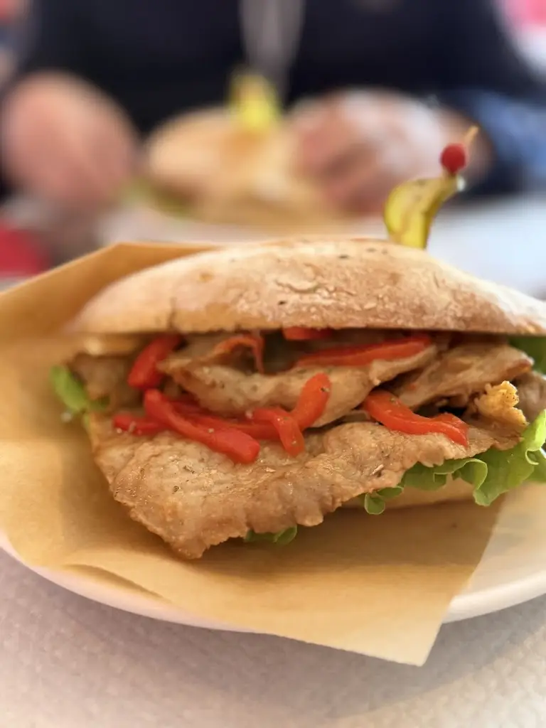 Danny's Café_Lajes do Pico_slider_image_3