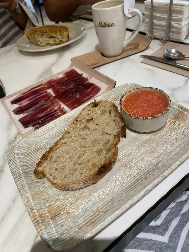 Miguel Sousa_Xico da Rabata_Caldas das Taipas_review